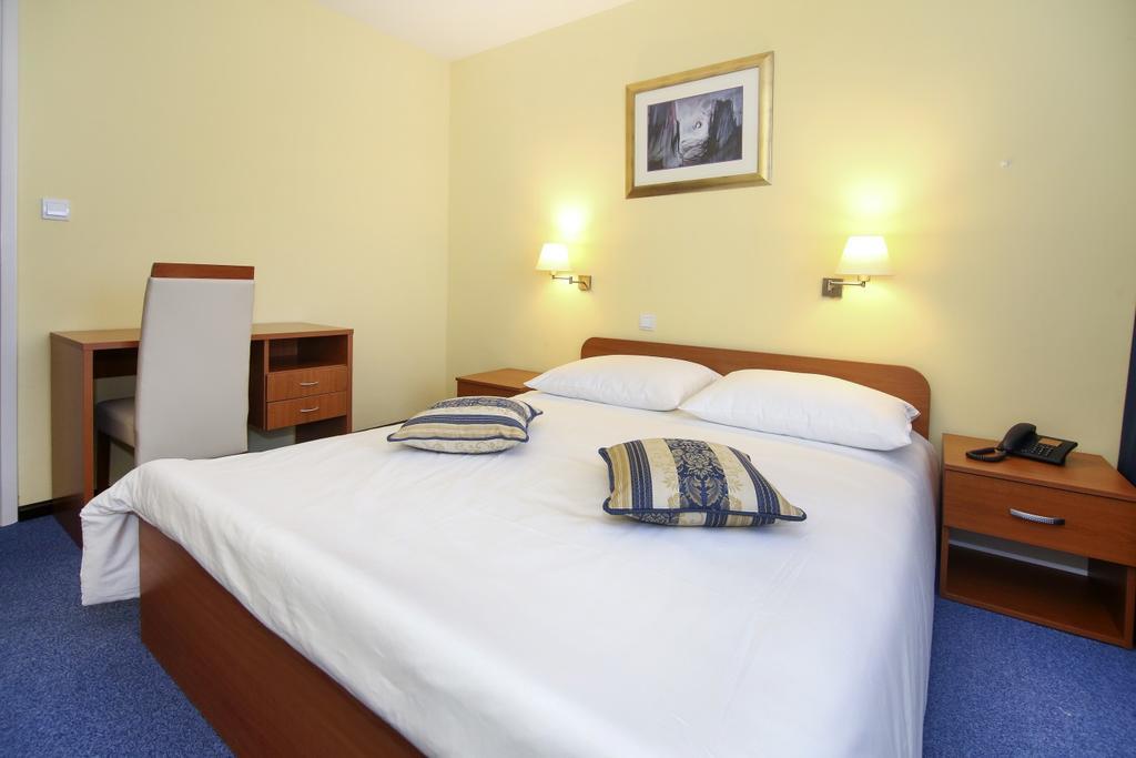 Hotel Zagreb سبليت المظهر الخارجي الصورة