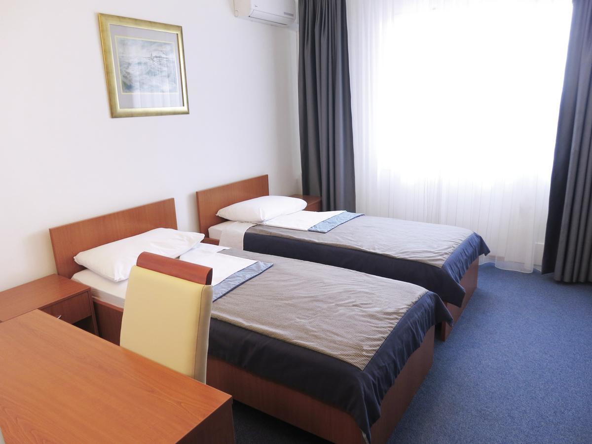 Hotel Zagreb سبليت المظهر الخارجي الصورة