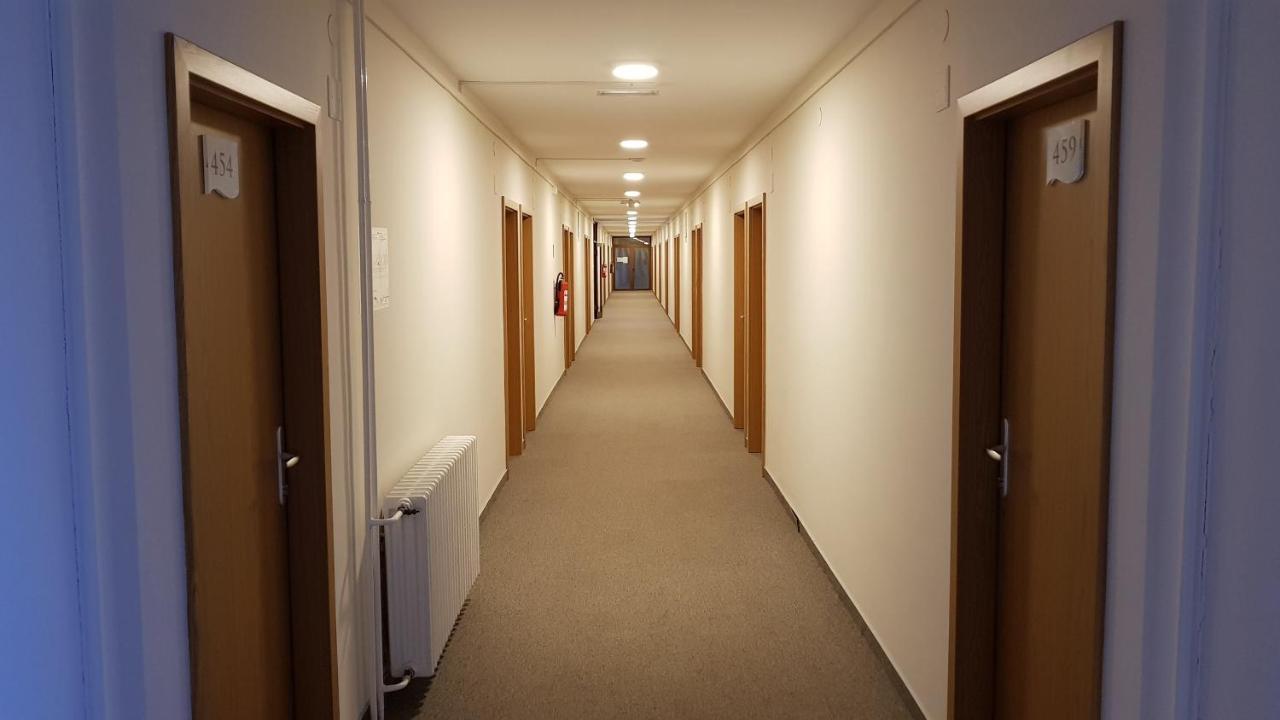 Hotel Zagreb سبليت المظهر الخارجي الصورة